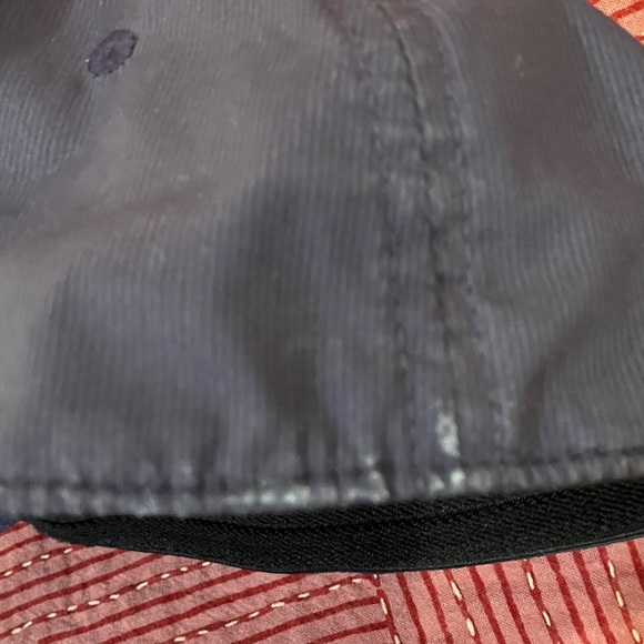 Lululemon Athletica Deep Blue Baseball Cap - damaged - Picture 3 of 12